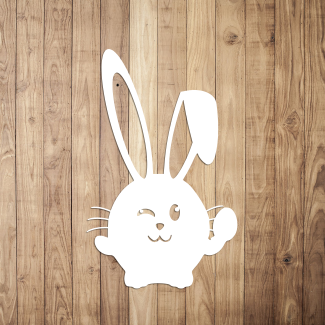 Śmieszny królik z jajkiem